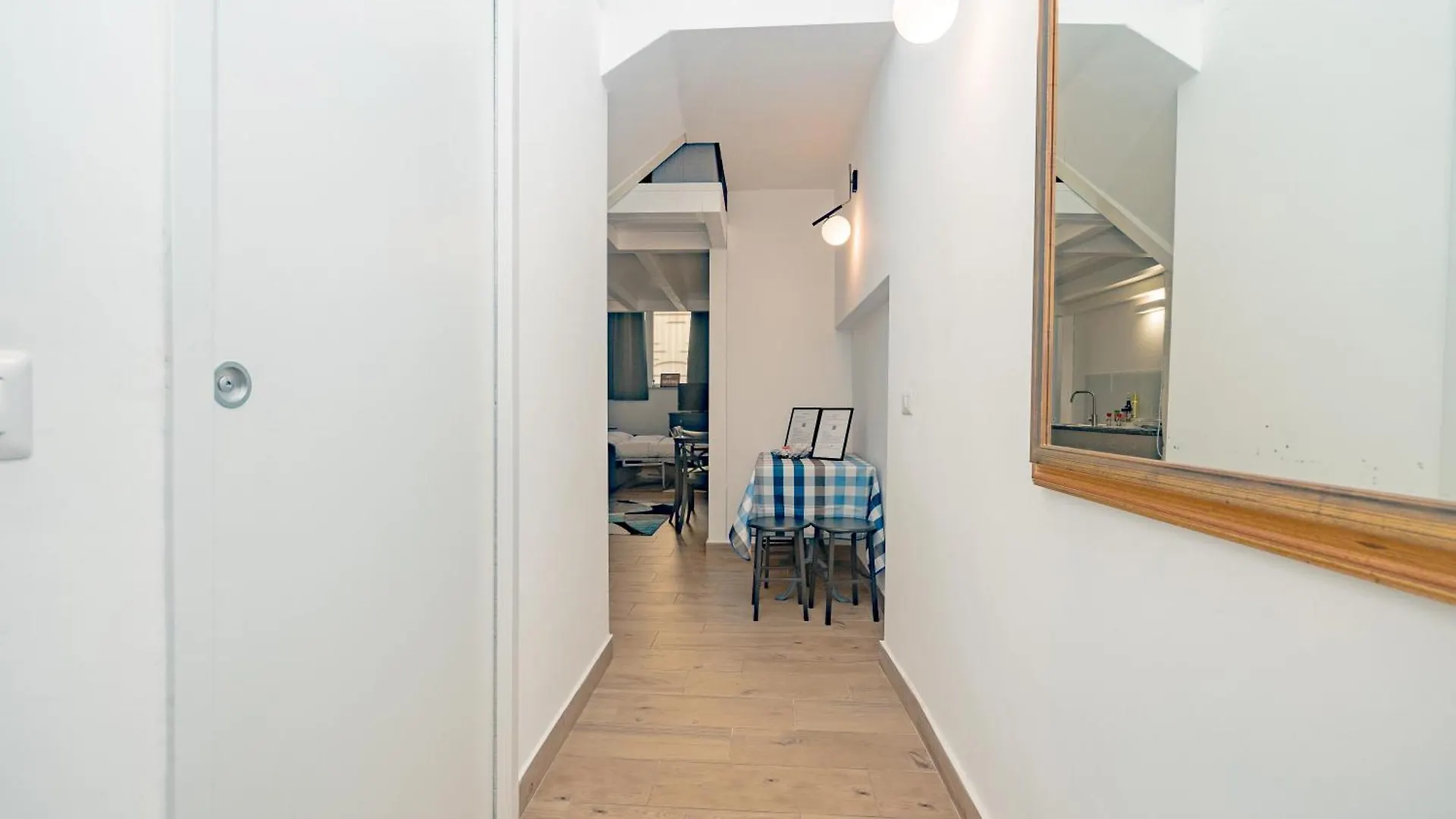شقة Barbara'S House - Milano Navigli - 2 Km From Duomo 0*, ميلان